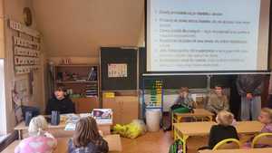 „Odblaskowa Szkoła" – dzieci z górowskiej szkoły uszyły własne kamizelki odblaskowe!