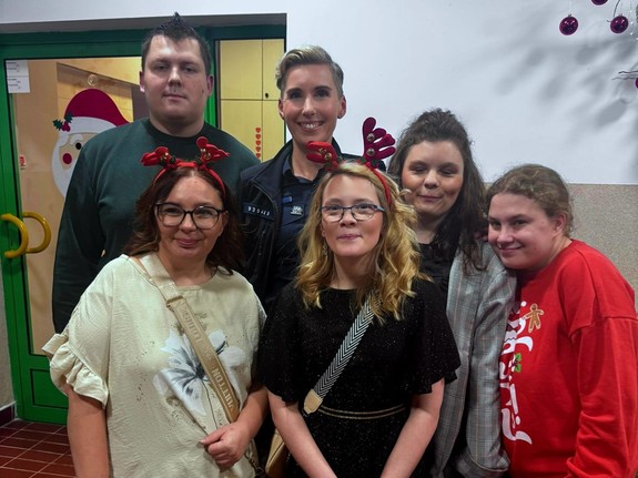 Służba z sercem. Mikołajkowa pomoc ząbkowickich policjantów dla dzieci o szczególnych potrzebach