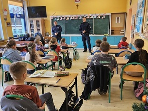 SPOTKANIE POLICJANTÓW Z DZIEĆMI