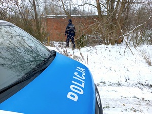 Dolnośląscy policjanci kontrolują miejsca przebywania osób, które szczególnie w czasie zimy znajdują się w kryzysie bezdomności