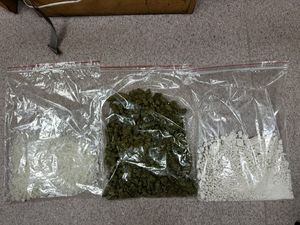 narkotyki w 3 woreczkach