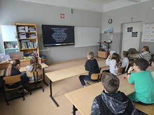 Porozmawiajmy o hejcie. Kolejne spotkanie lubańskich policjantów z młodzieżą