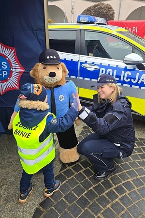 Policjanci miast dolnego śląska podczas 34. finału WOŚP