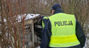 Pomocowe działania policjantów w okresie zimowym