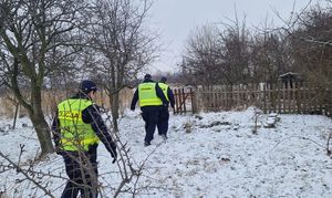 Pomocowe działania policjantów w okresie zimowym