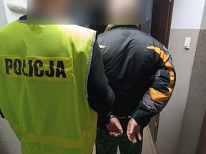 Miliccy policjanci ustalili aktualne miejsce pobytu mężczyzny poszukiwanego listem gończym