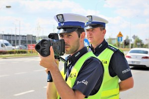 Zdjęcia obrazujące różne  policyjne profesje