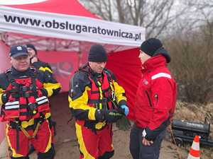ćwiczenia na lodzie służb