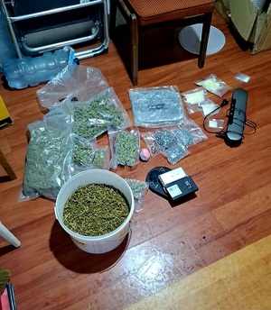 Kolejne zdecydowane uderzenie w przestępczość narkotykową. Tym razem policjanci połączyli siły i przeprowadzili działania na terenie Oławy