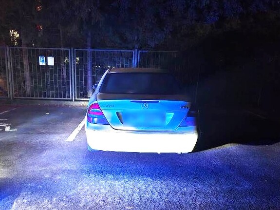 Pojazd marki mercedes zatrzymany do kontroli drogowej