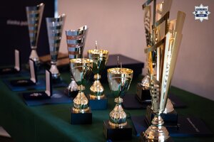 zawody, wręczanie pucharów