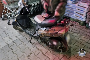 motorower, którym poruszał się nietrzeźwy kierujący