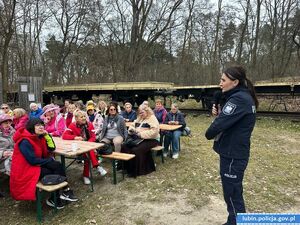 Spotkanie policjantek z seniorami