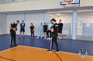 Test sprawności fizycznej dla uczniów klasy mundurowej