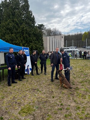 Reprezentacja funkcjonariuszy garnizonu dolnośląskiej Policji już po raz kolejny na podium Międzynarodowych Zawodów Kynologicznych zorganizowanych w Czechach