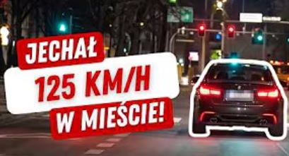 napis jechał 125 kilometrów na godzinę po mieście