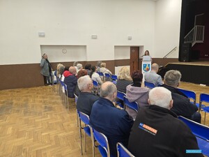 Warto rozmawiać – profilaktyka oszustw wśród seniorów