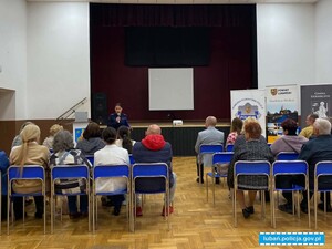Warto rozmawiać – profilaktyka oszustw wśród seniorów