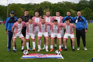 PIŁKA NOŻNA