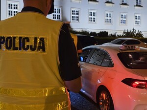 Zdjęcia z policyjnej akcji taxi