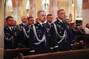 Zdjęcia z obchodów 107. powstania Policji Państwowej
