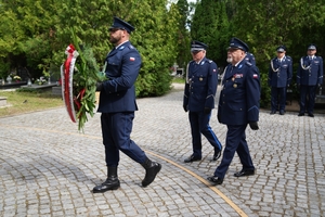 uroczystośc policyjne pod tablicami pamięci