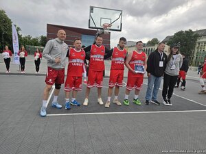 Sportowa pasja? Załóż mundur!