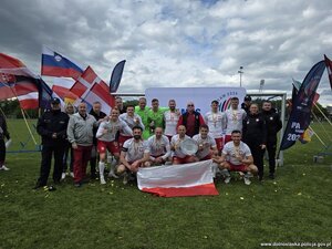 Sportowa pasja? Załóż mundur!