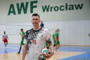 Sportowa pasja? Załóż mundur!