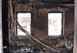 Na zdjęciu wnętrze mieszkania, w którym doszło do pożaru.