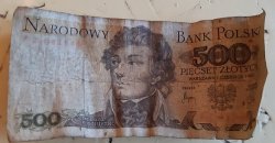 fałszywy banknot