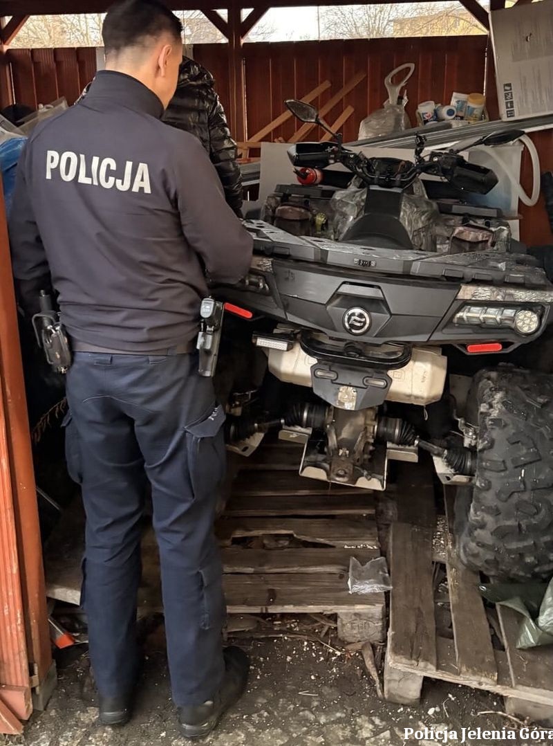 Zatrzymany paser. Policjanci odzyskali mienie warte około 150 tysięcy złotych