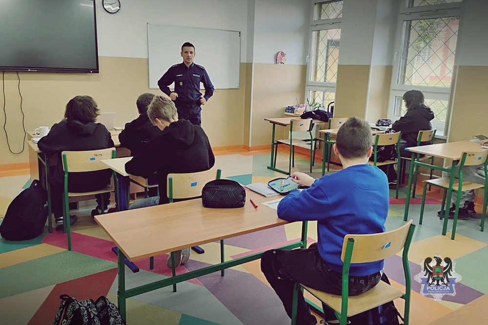 Odpowiedzialność prawna nieletnich - ważna lekcja bezpieczeństwa w wałbrzyskiej szkole