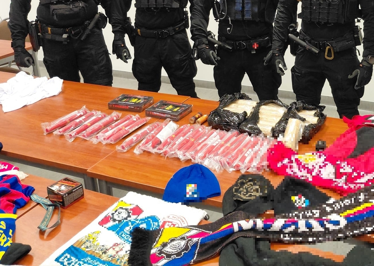 Police dismantle pseudo-fan group in Lower Silesia: drugs and machete seized